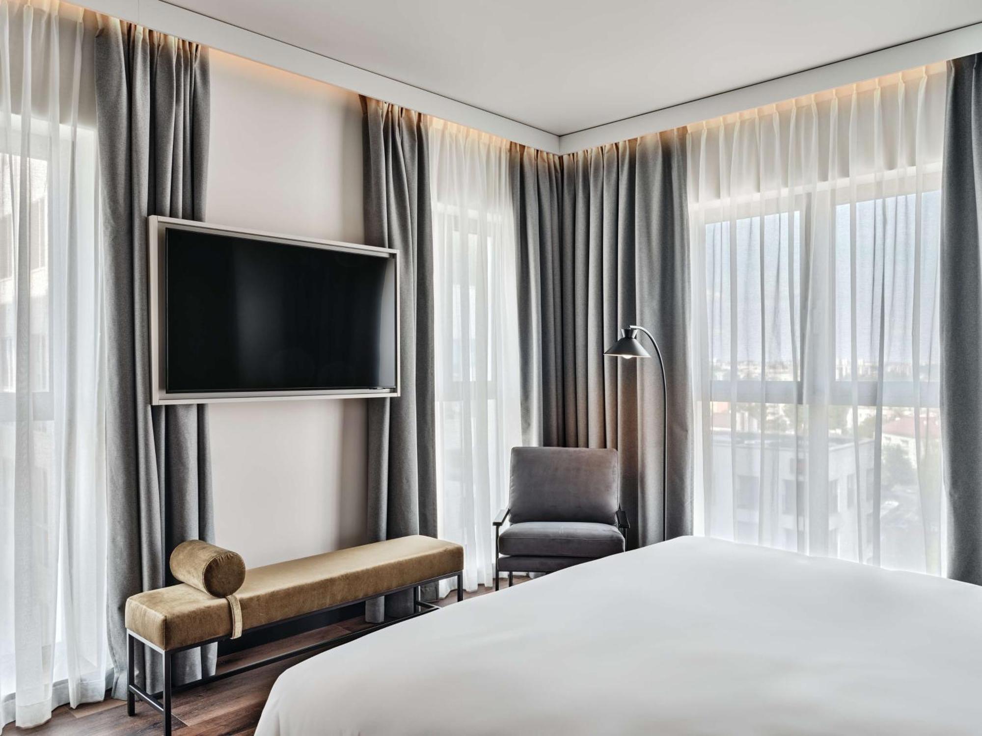 Radisson Red Hotel & Radisson Red Apartments, كراكوفيا المظهر الخارجي الصورة