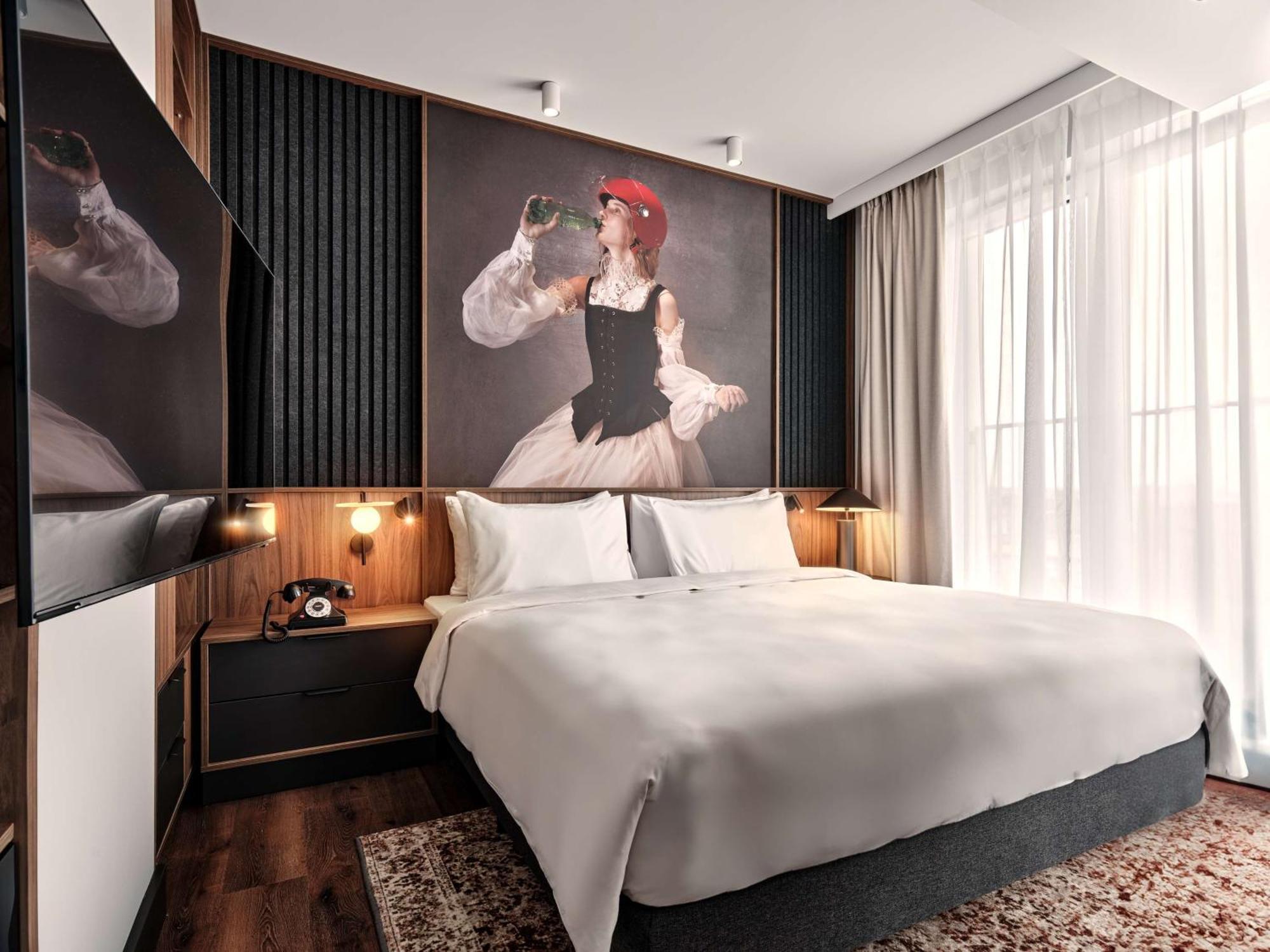 Radisson Red Hotel & Radisson Red Apartments, كراكوفيا المظهر الخارجي الصورة