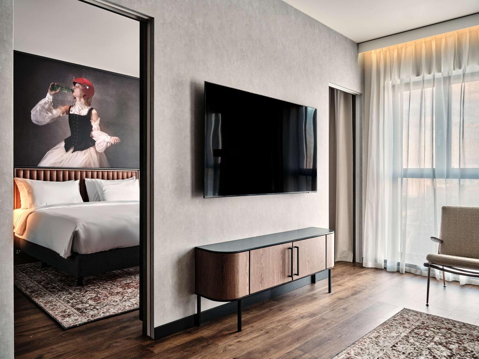 Radisson Red Hotel & Radisson Red Apartments, كراكوفيا المظهر الخارجي الصورة